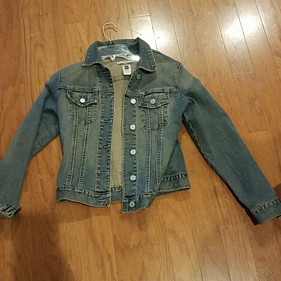 GAP Jackets & Blazers - Gap jean jacket